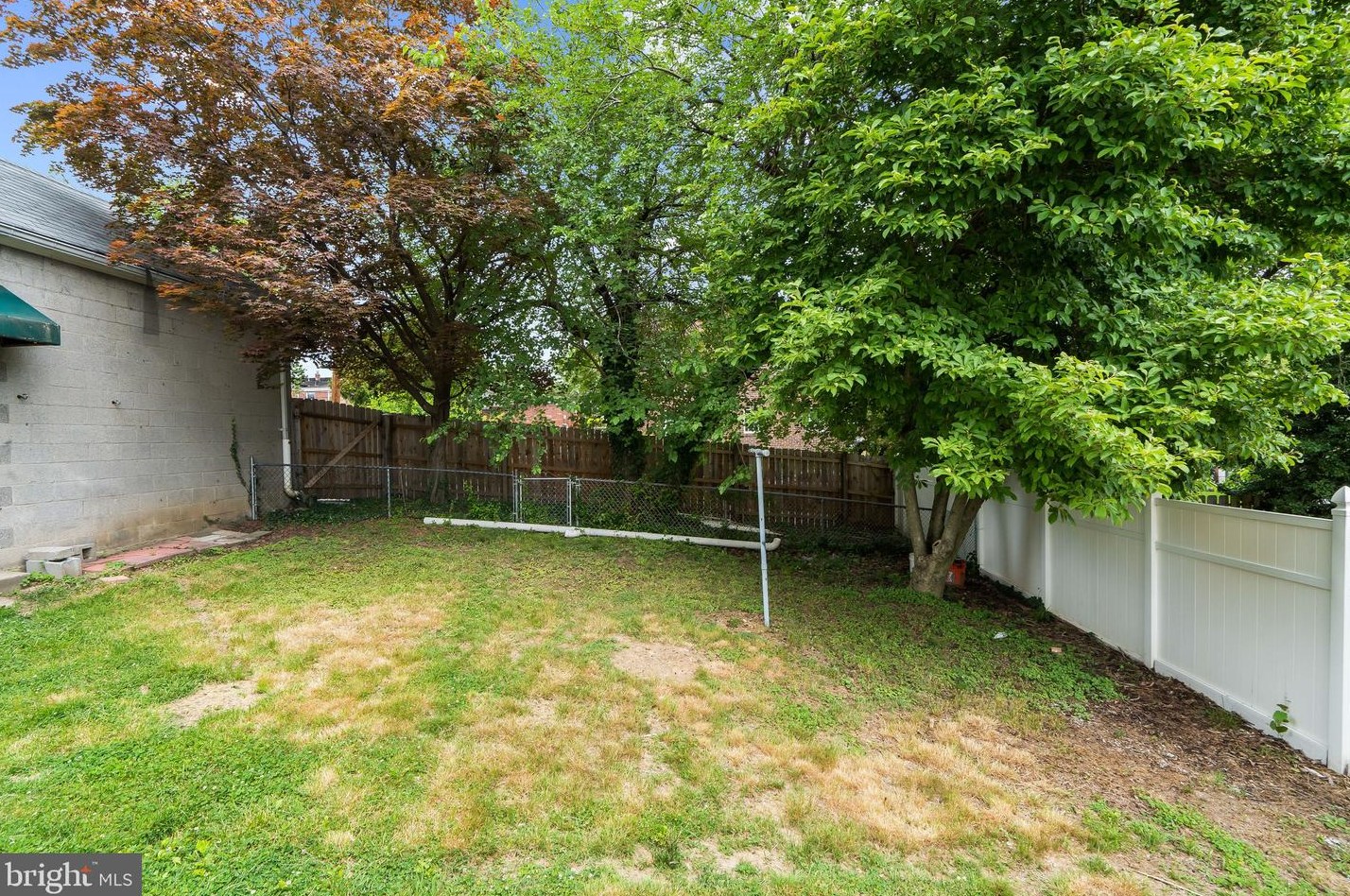 512 Rossiter Ave, Baltimore MD  21212-4507 exterior