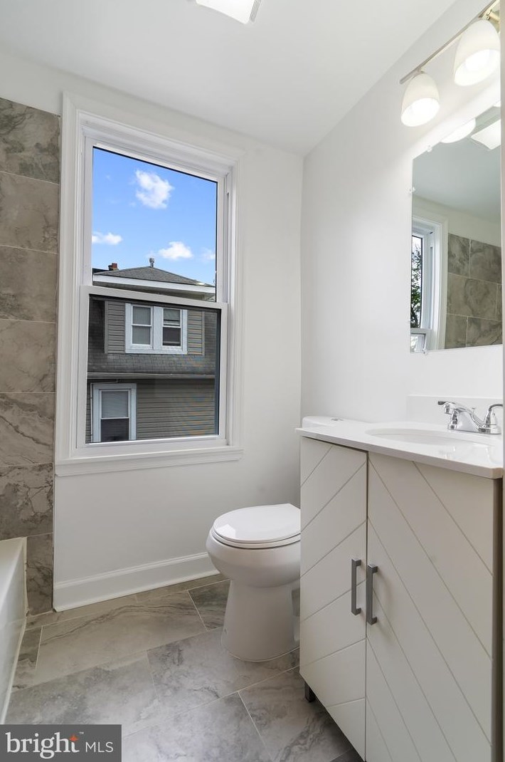 512 Rossiter Ave, Baltimore MD  21212-4507 exterior