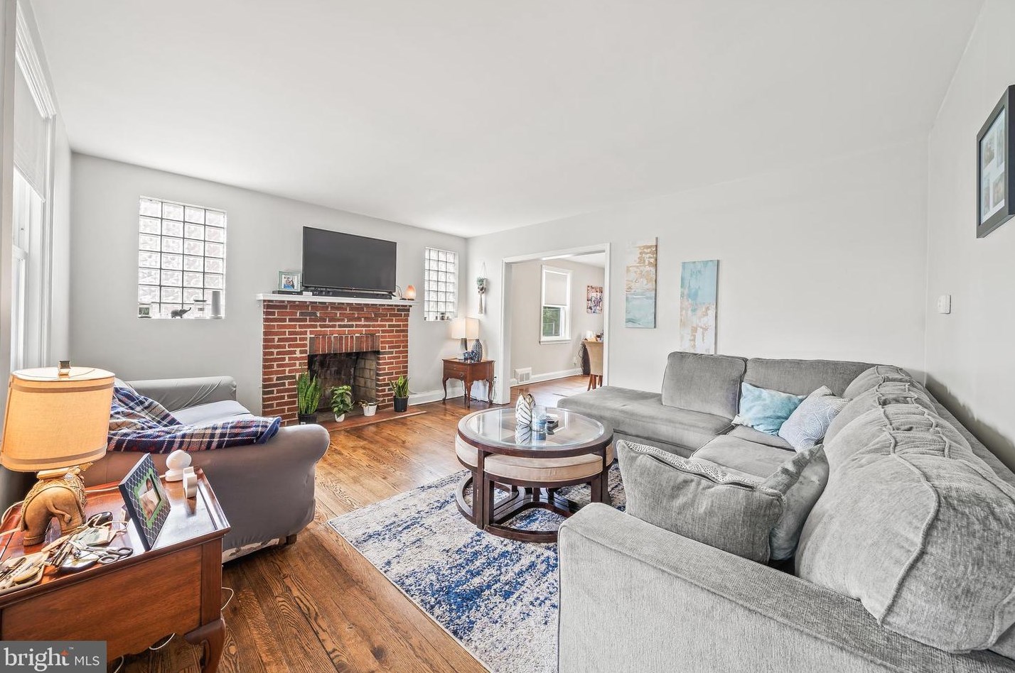 2205 Echodale Ave, Baltimore, MD 21214-1929