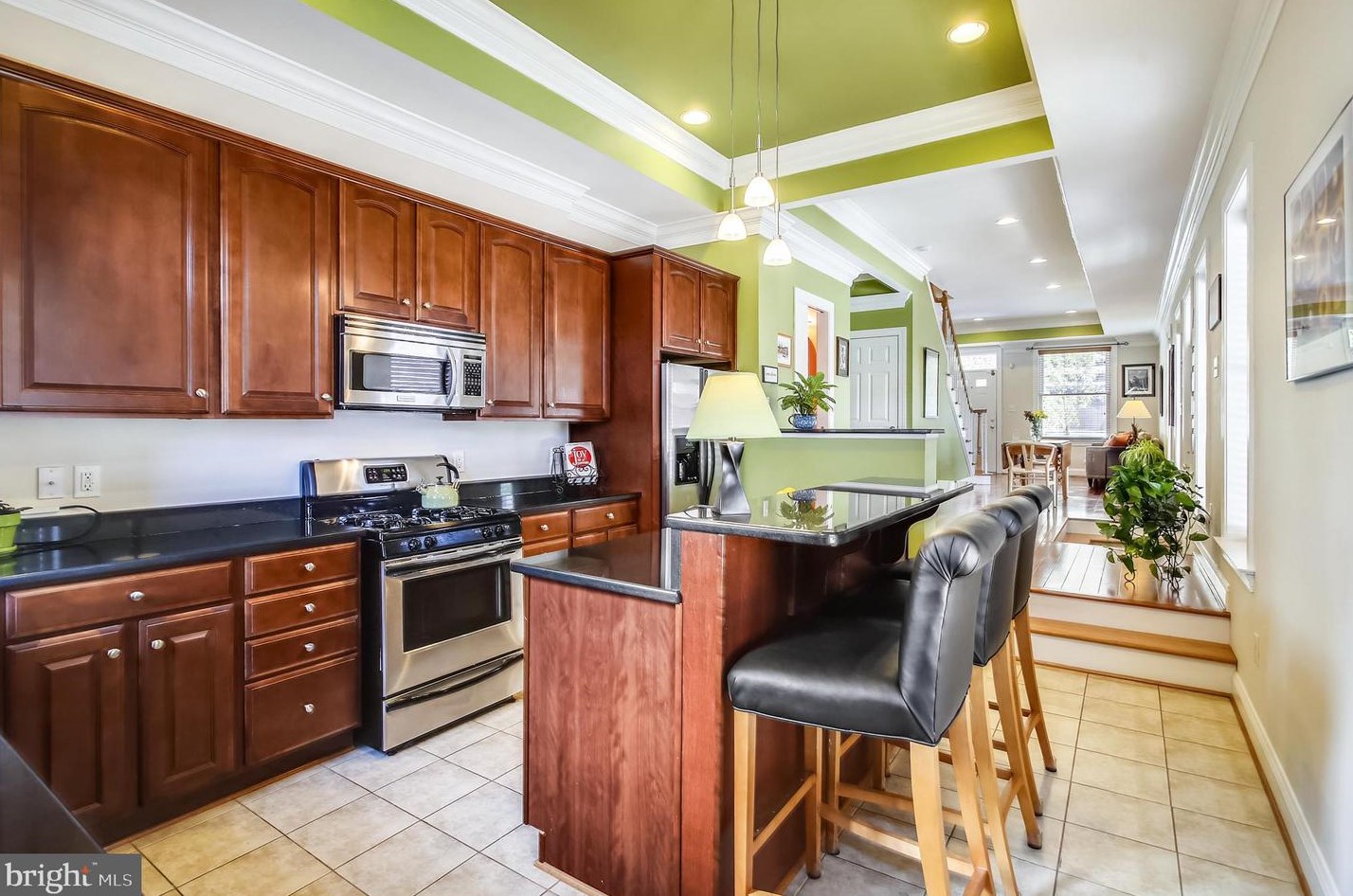 100 Curley St, Baltimore MD  21224-1331 exterior