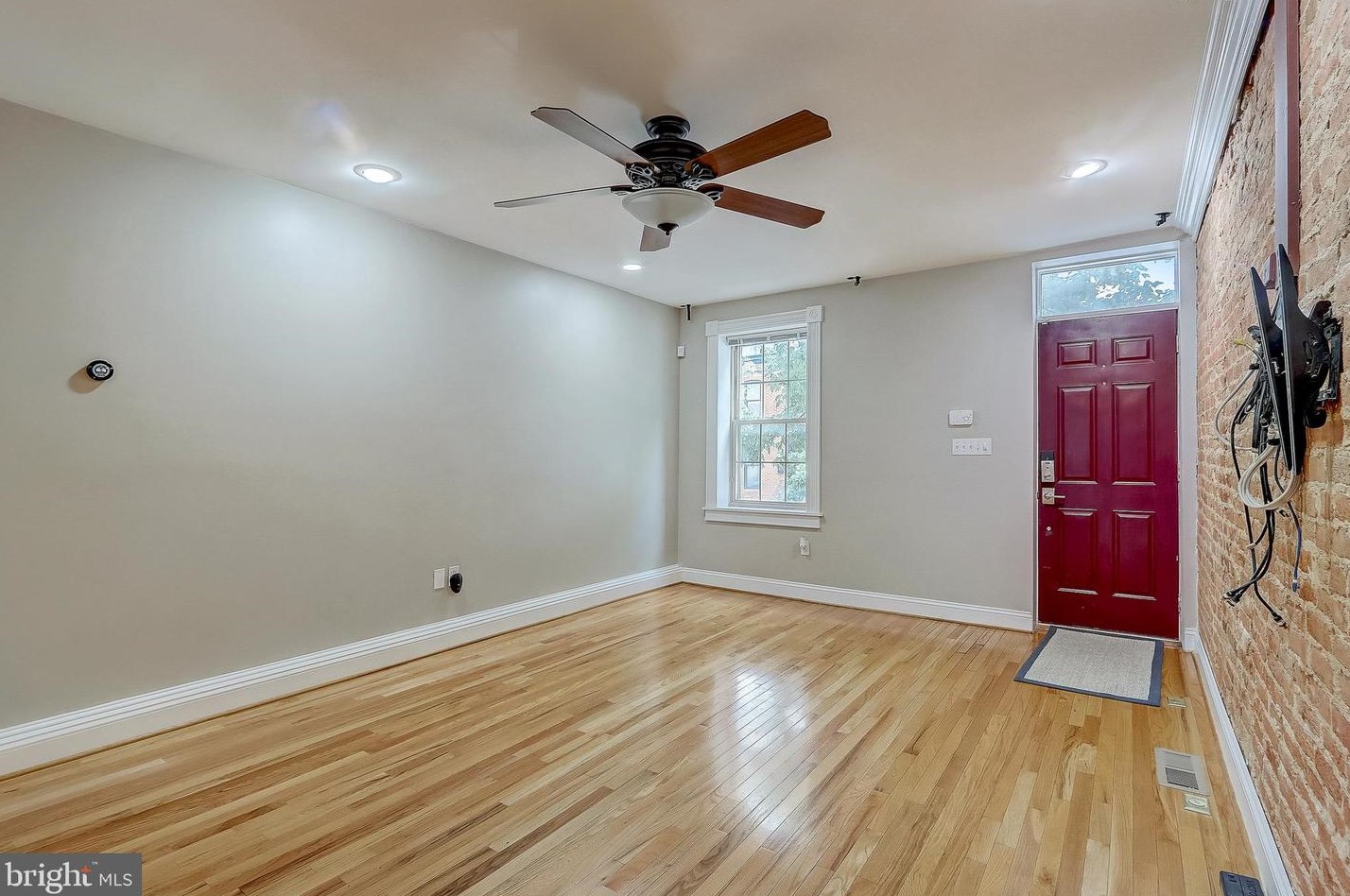 37 Randall St, Baltimore, MD 21230-4533