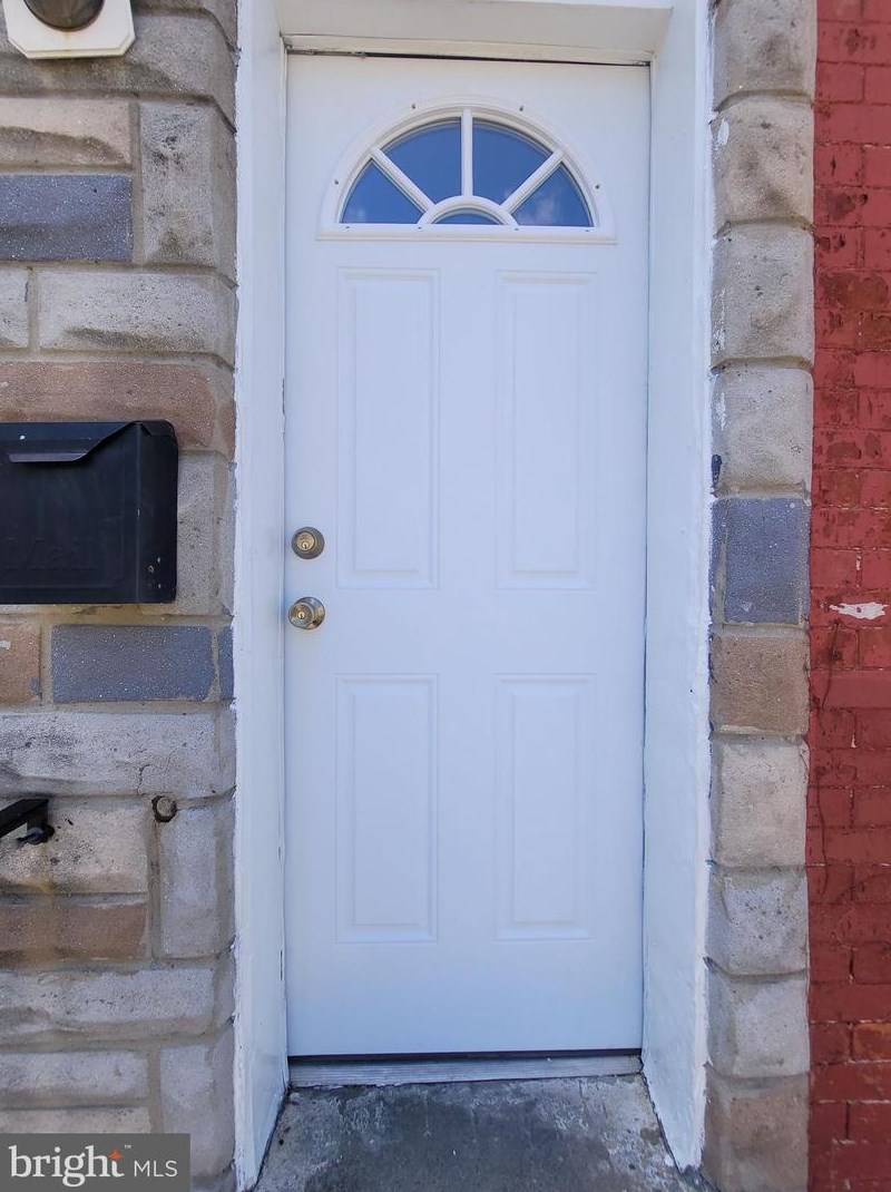 2015 Clifton Ave, Baltimore, MD 21217