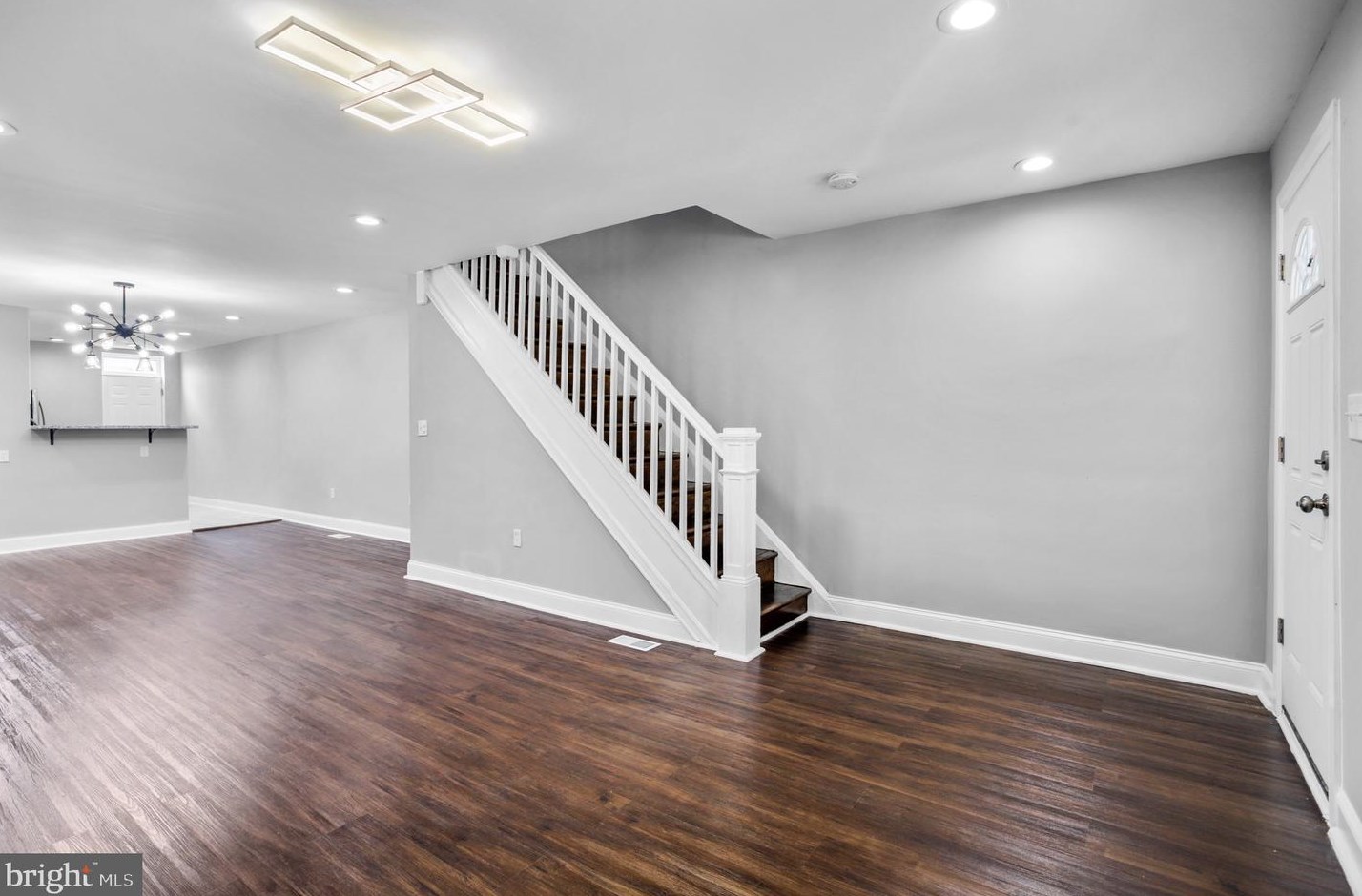 3813 Cranston Ave, Baltimore, MD 21229-1944