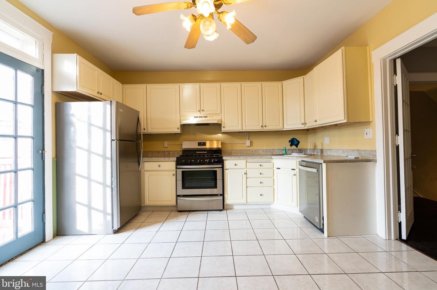 414 Elrino St, Baltimore, MD 21224