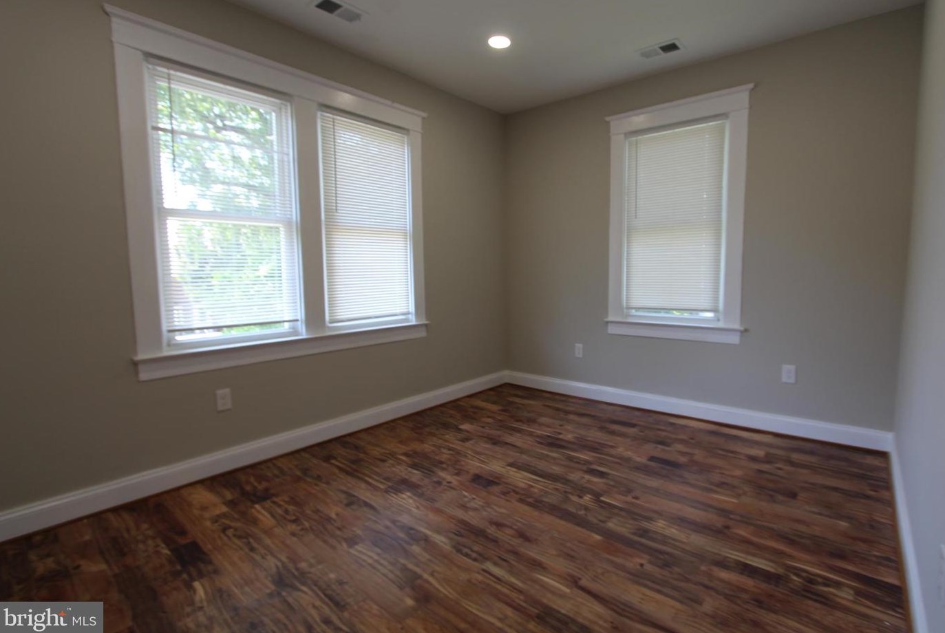 3801 Mohawk Ave, Baltimore MD  21207-7670 exterior