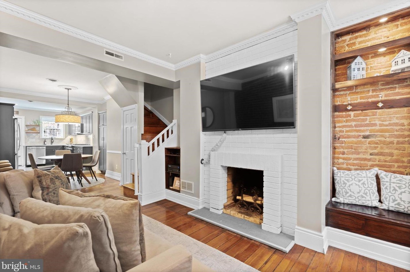 15 Montgomery St, Baltimore MD  21230-3844 exterior