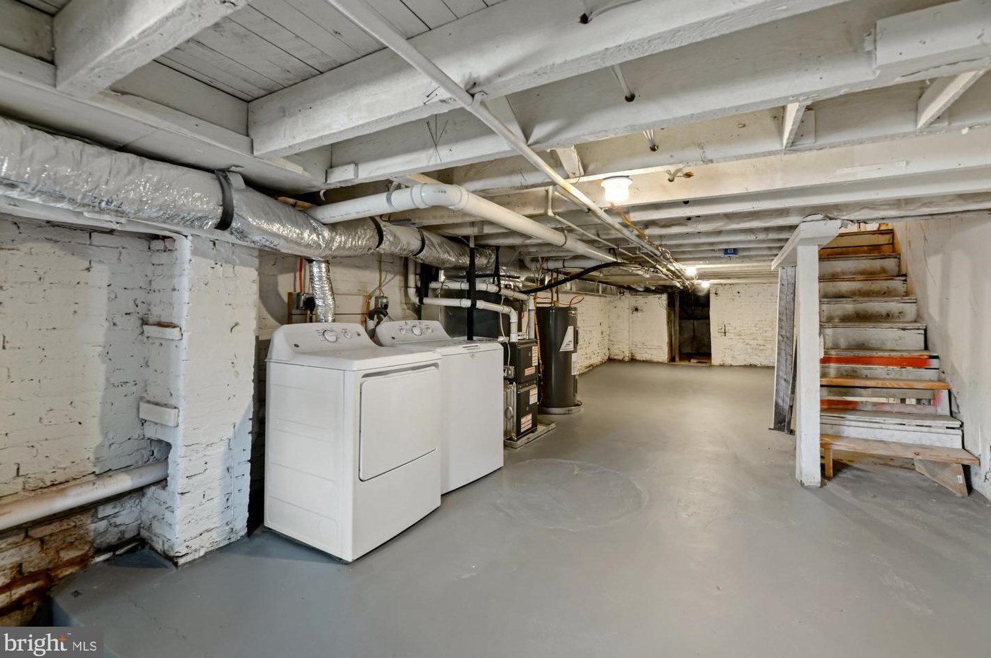 506 Montford Ave, Baltimore MD  21205-2523 exterior
