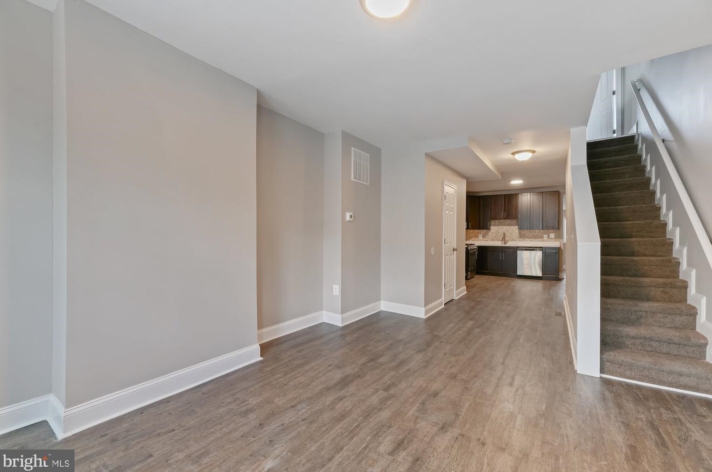 506 Montford Ave, Baltimore MD  21205-2523 exterior