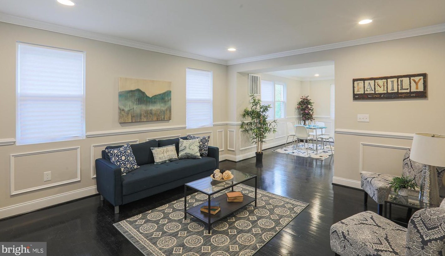 3724 Raspe Ave, Baltimore, MD 21206-2402