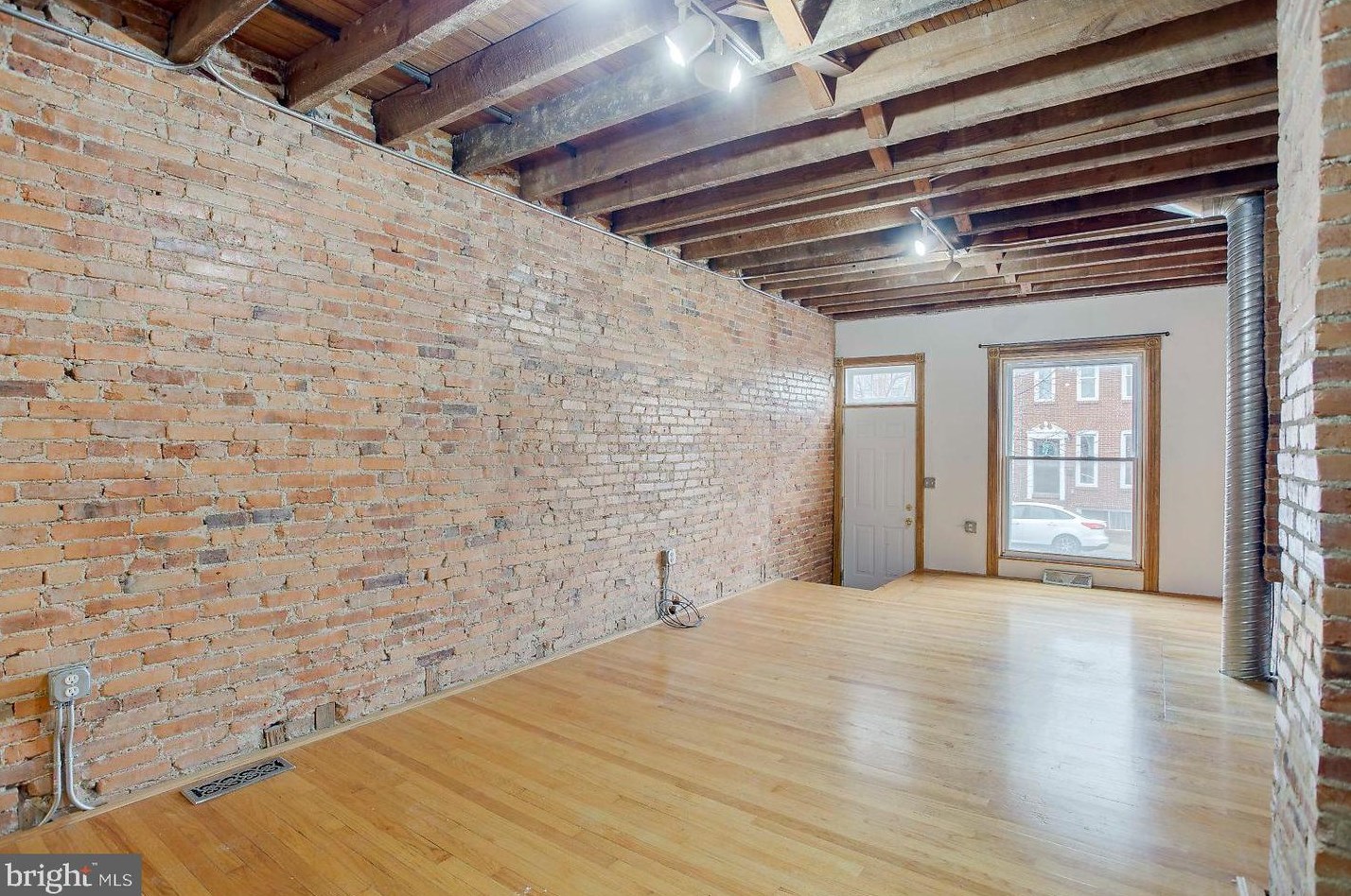 625 Clement St, Baltimore MD  21230-4720 exterior