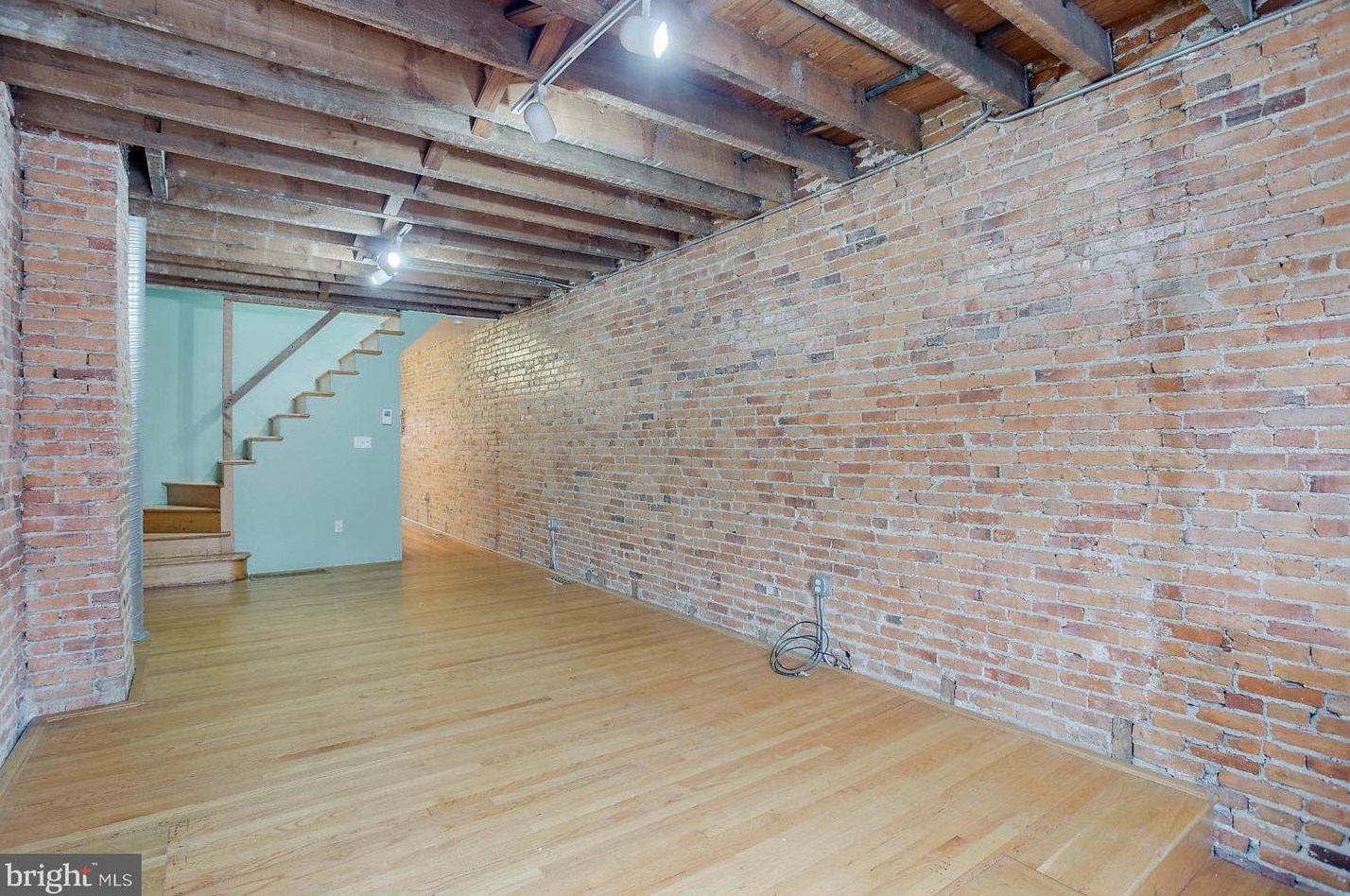 625 Clement St, Baltimore MD  21230-4720 exterior