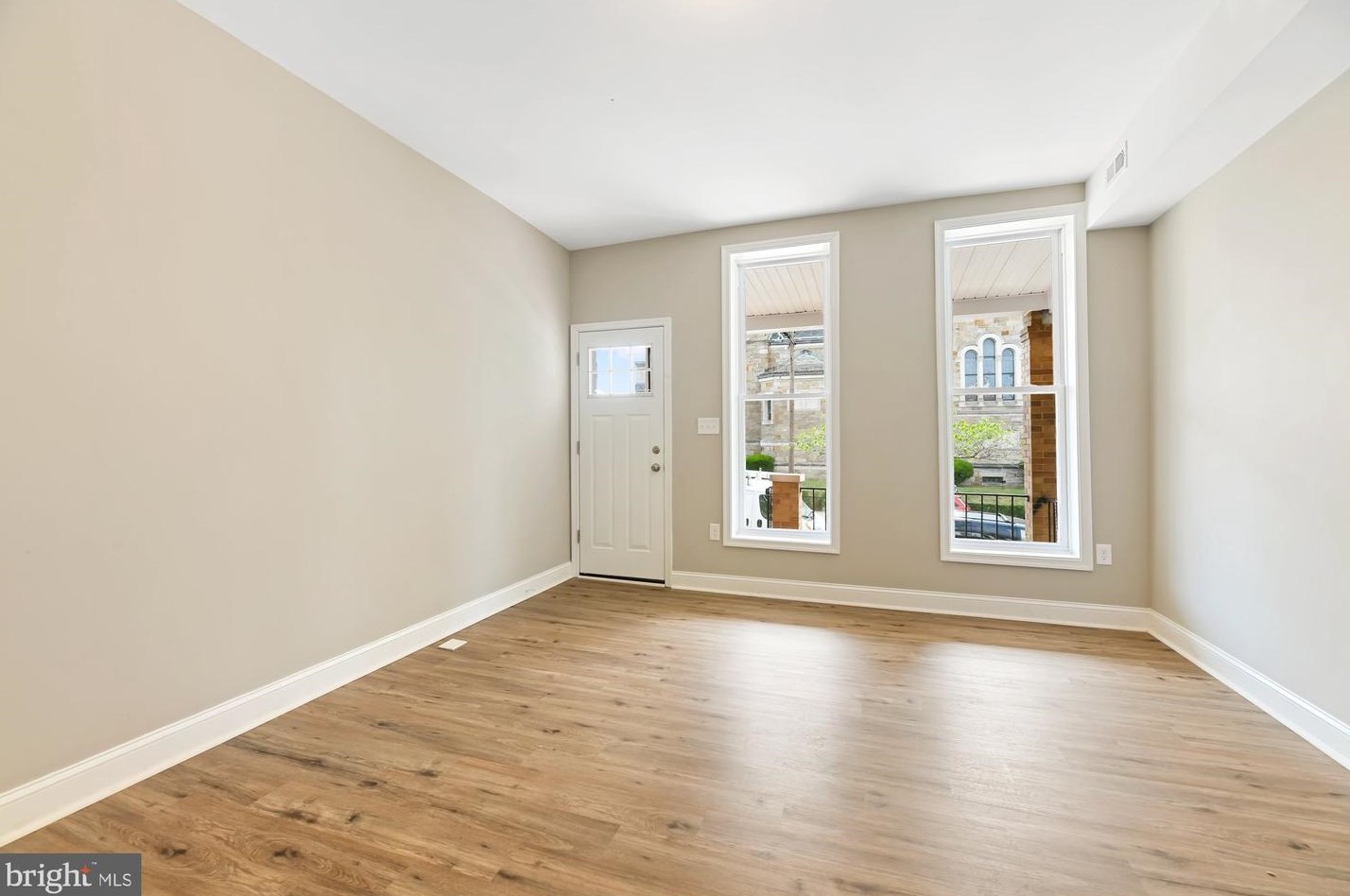 220 Monastery Ave, Baltimore MD  21229-3033 exterior