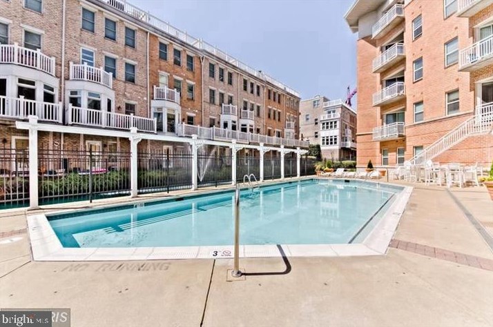 23 Pierside Dr #421, Baltimore, MD 21230