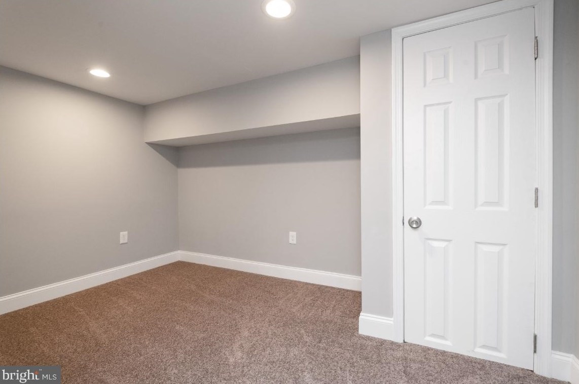 5 Rosedale St, Baltimore MD  21229-3739 exterior