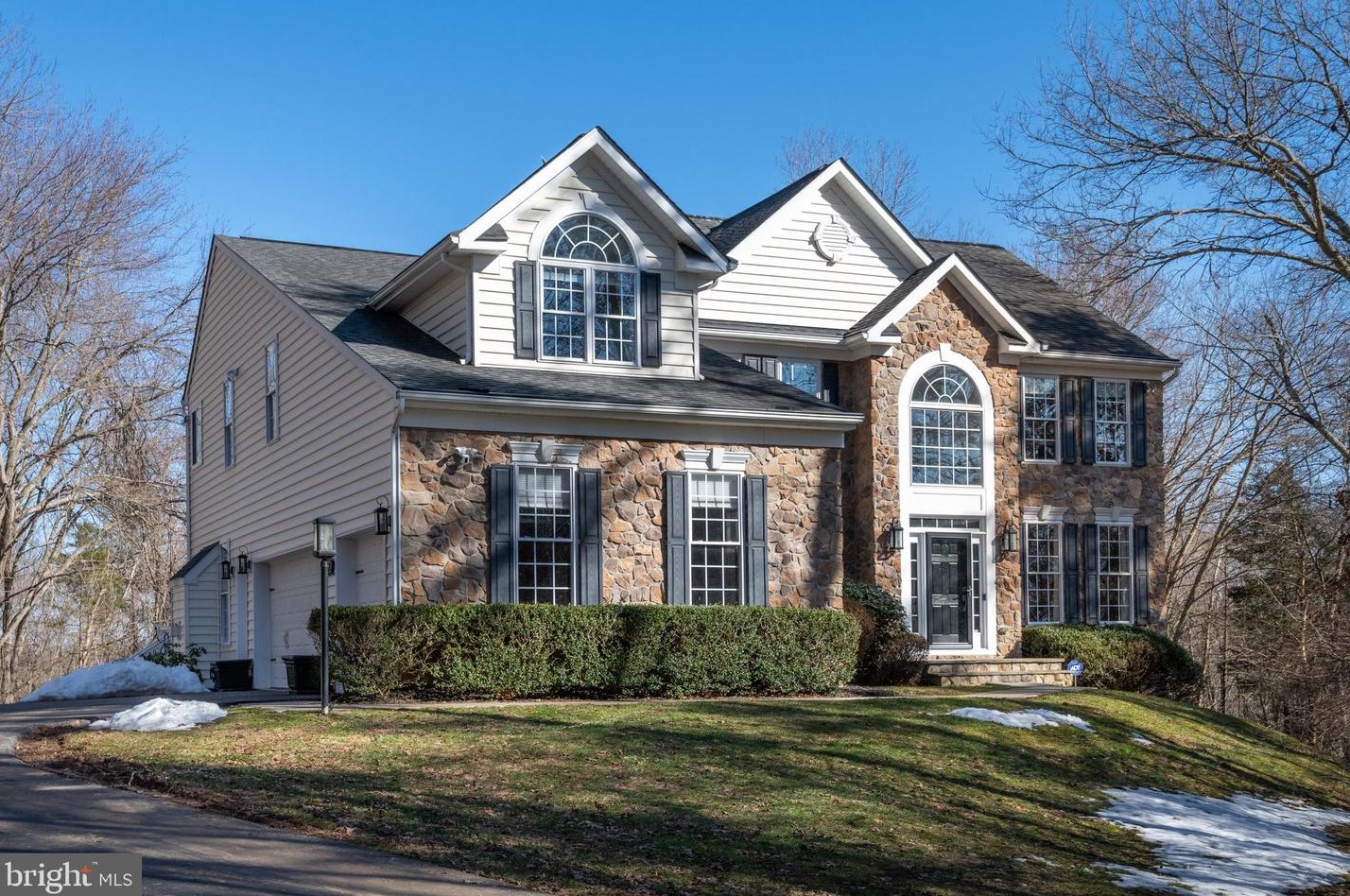 19107 Timothys Manor Ct, Parkton, MD 21120-9525