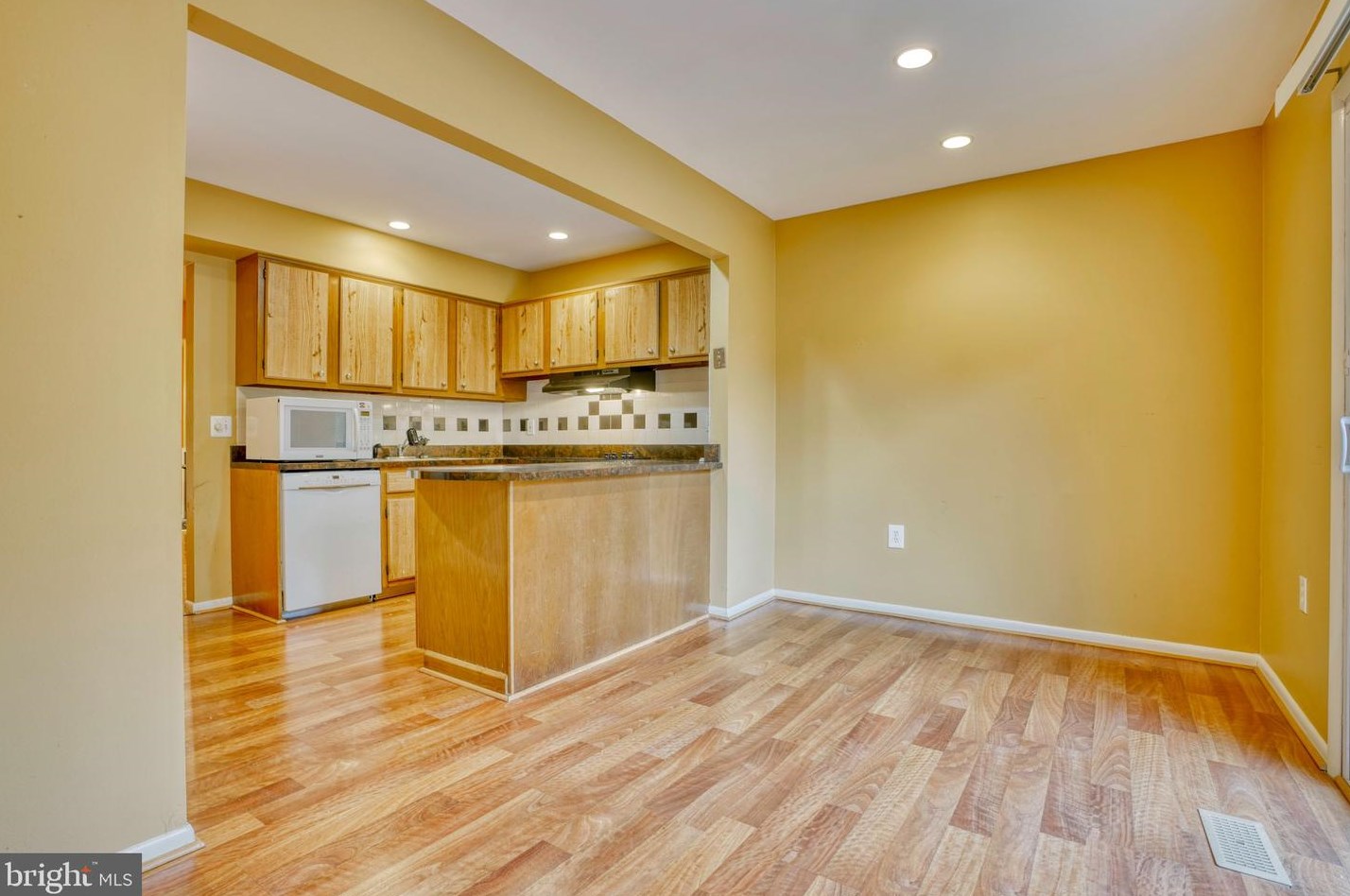 1908 Autumn Frost Ln, Baltimore MD  21209-1106 exterior