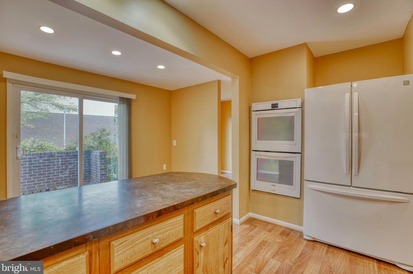 1908 Autumn Frost Ln, Baltimore MD  21209-1106 exterior