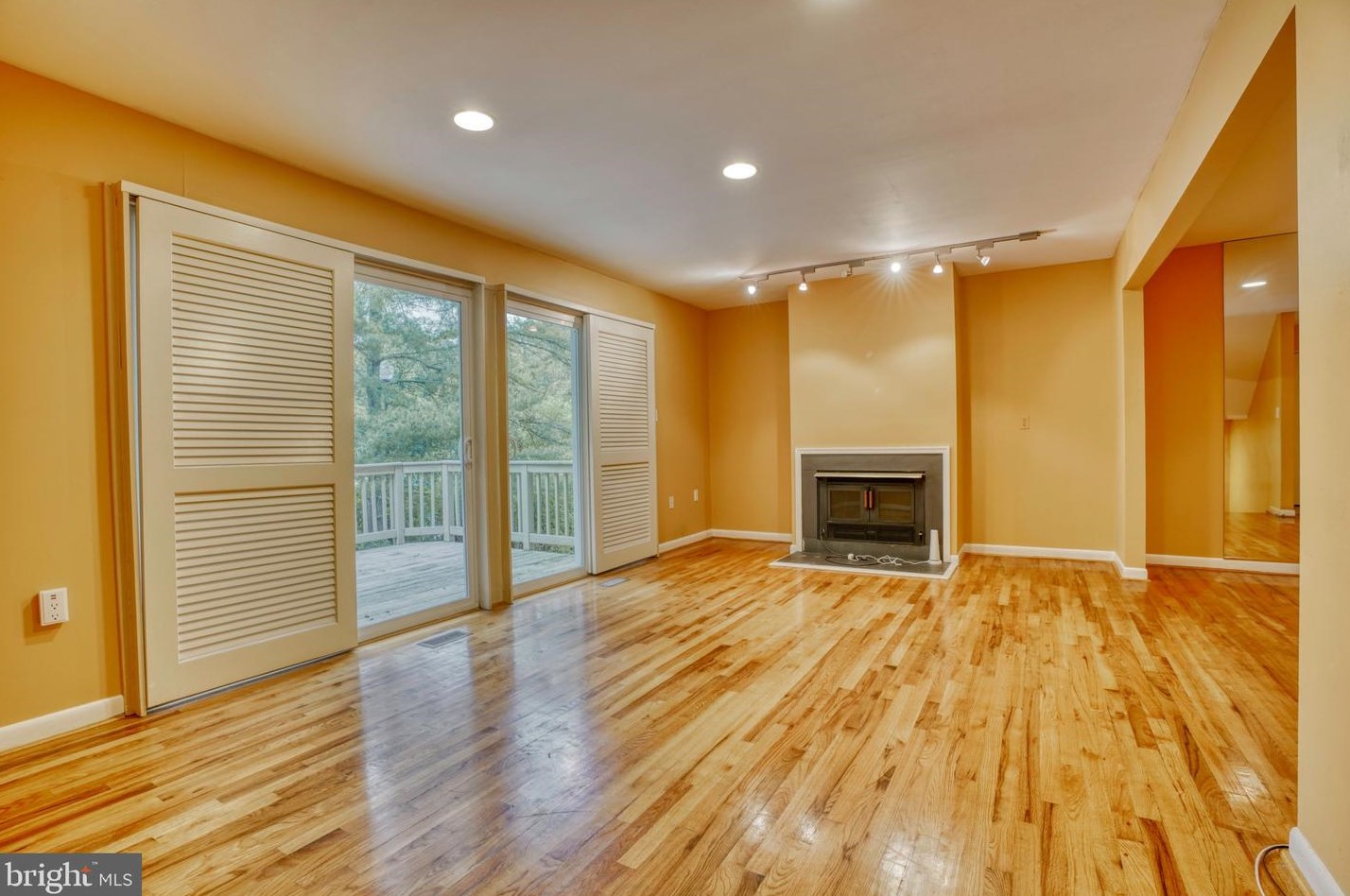 1908 Autumn Frost Ln, Baltimore MD  21209-1106 exterior