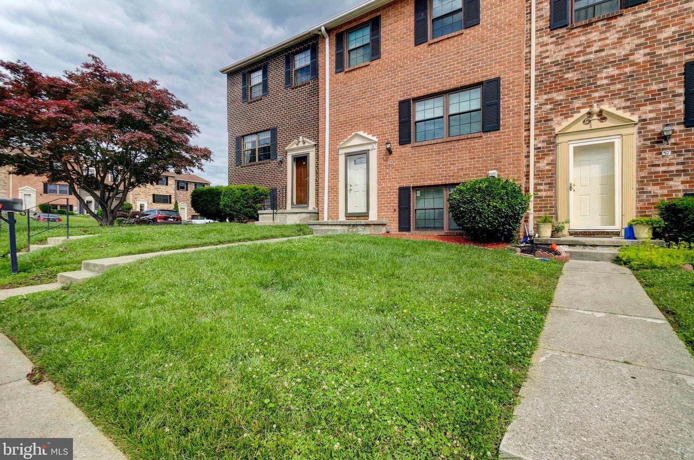 35 Winslow Park Dr, Baltimore, MD 21228-3688