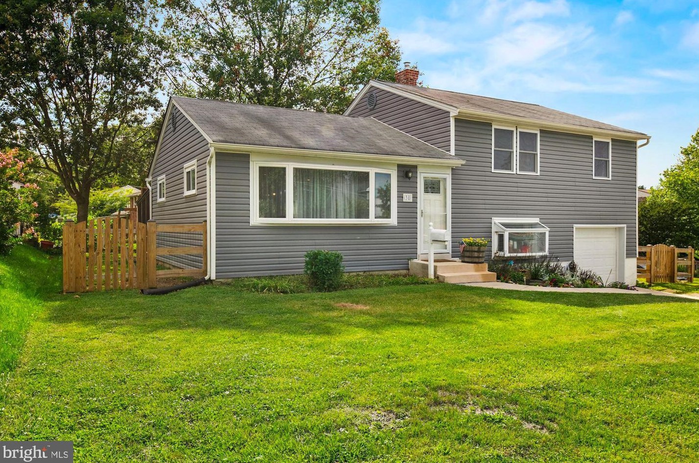 38 Delrey Ave, Baltimore, MD 21228-3426