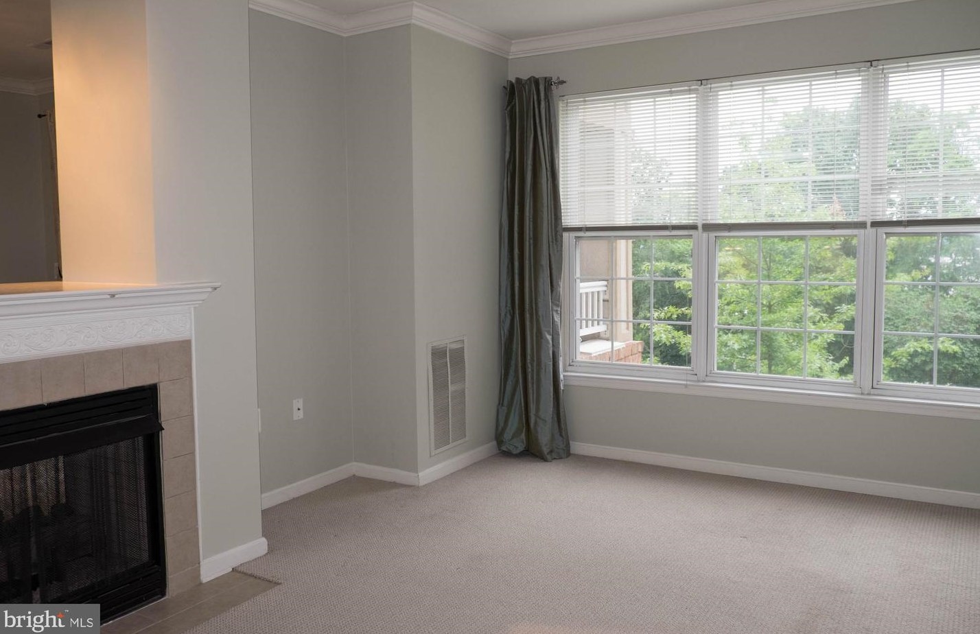 400 Symphony Cir #343e, Cockeysville, MD 21030