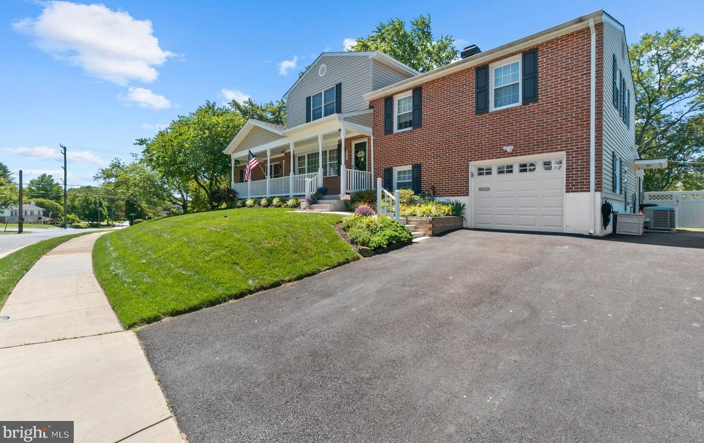 202 Stonewall Rd, Baltimore, MD 21228-5441