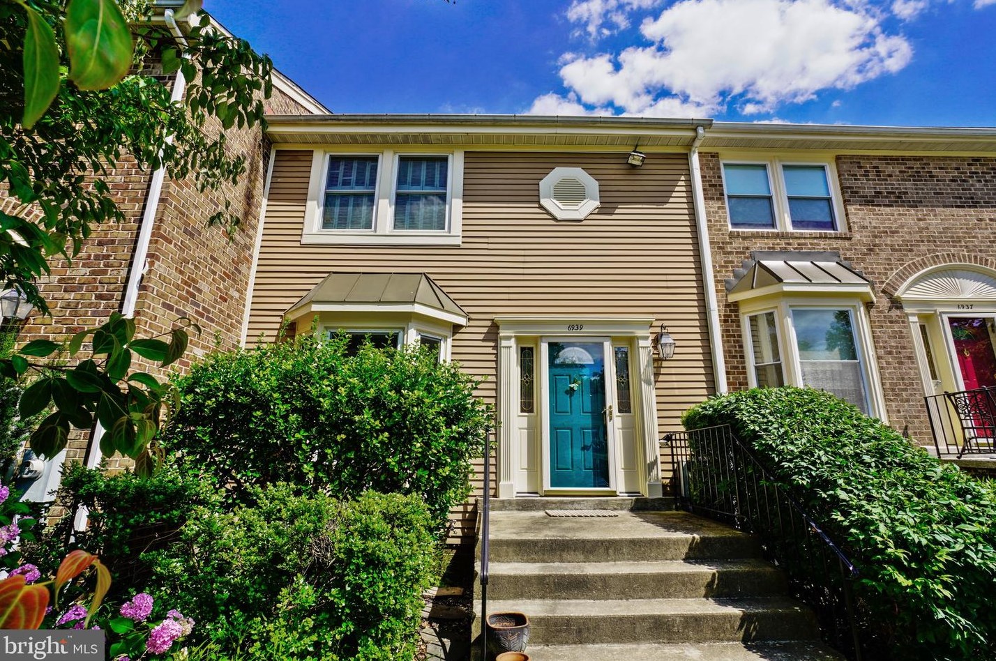 6939 Copperbend Ln, Baltimore, MD 21209-1633