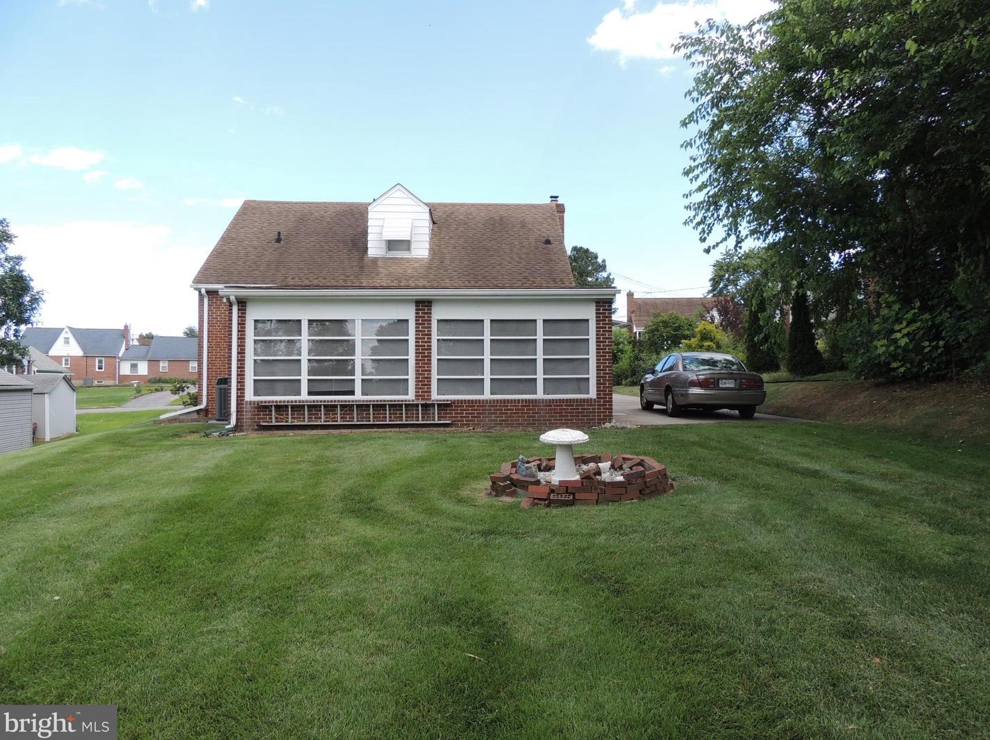 8504 Daytona Rd, Baltimore, MD 21237-2008