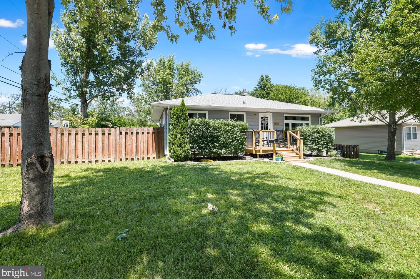 1518 Daytona Rd, Baltimore, MD 21234-5209