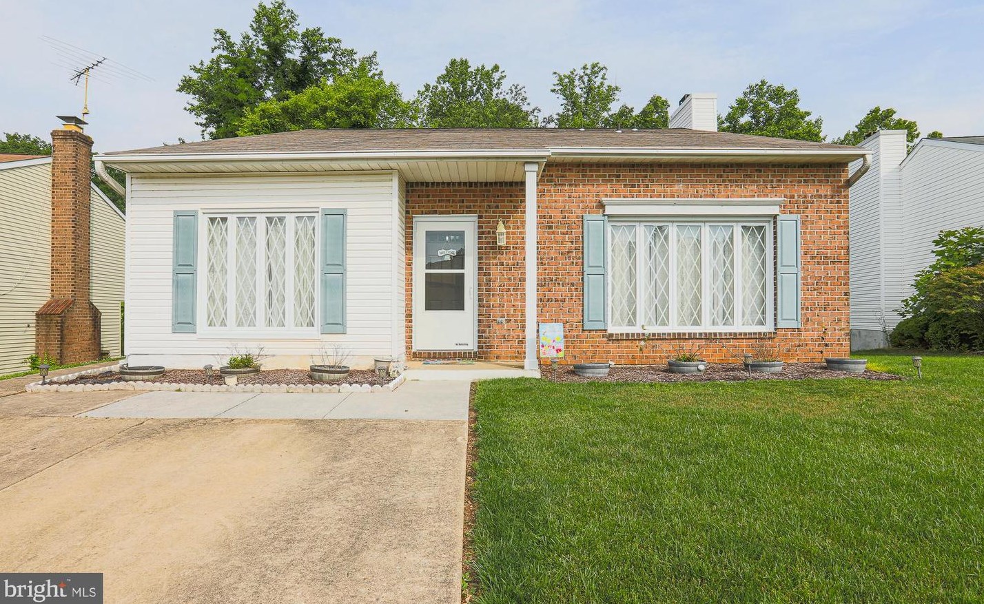 9022 Perryvale Rd, Baltimore, MD 21236-1926