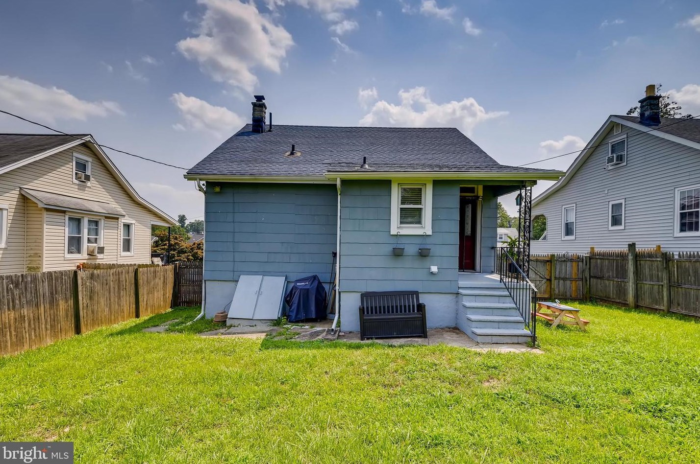4510 Forest View Ave, Baltimore MD  21206-2003 exterior