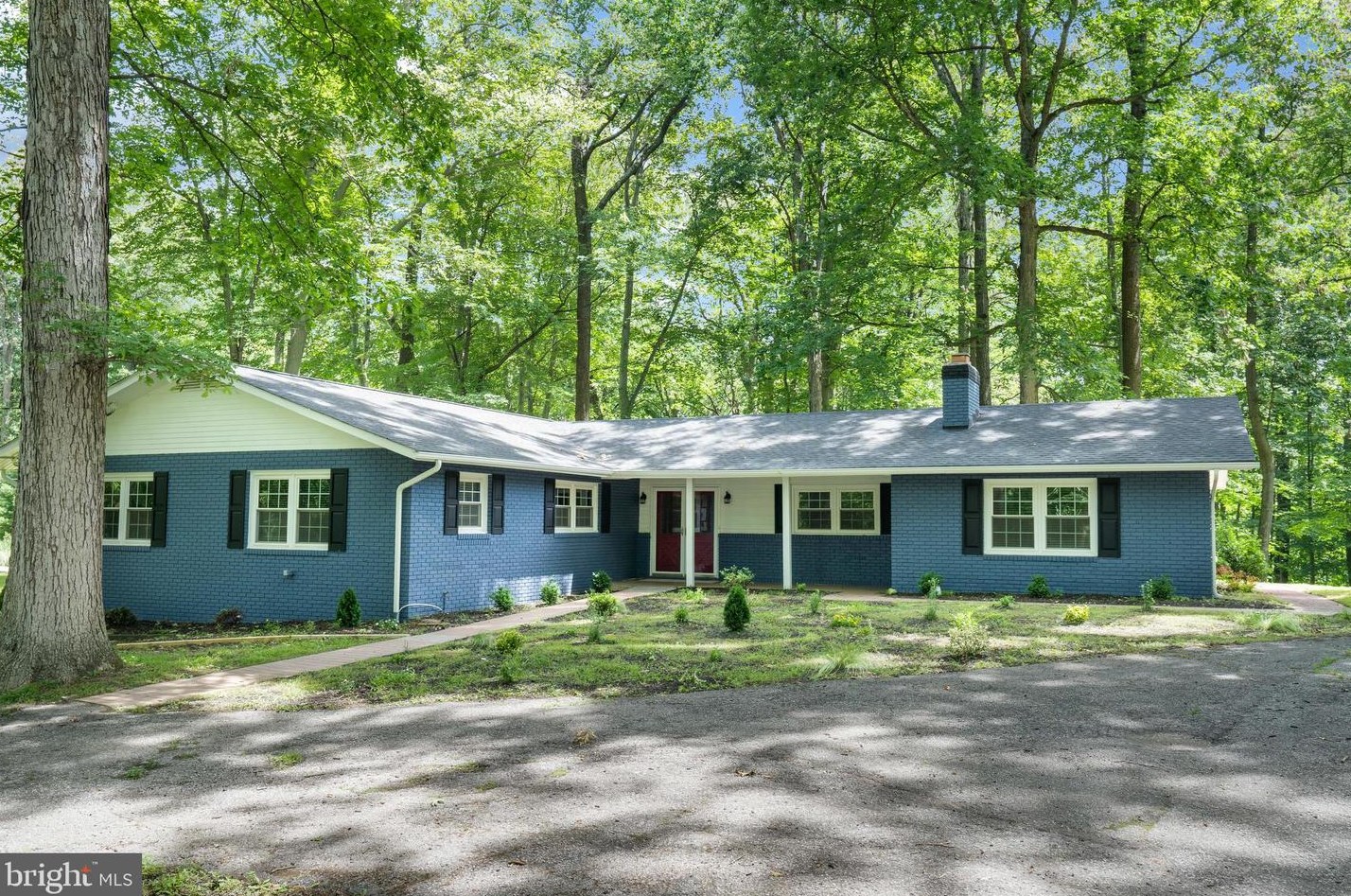 7725 Grasty Rd, Baltimore MD  21208-3404 exterior