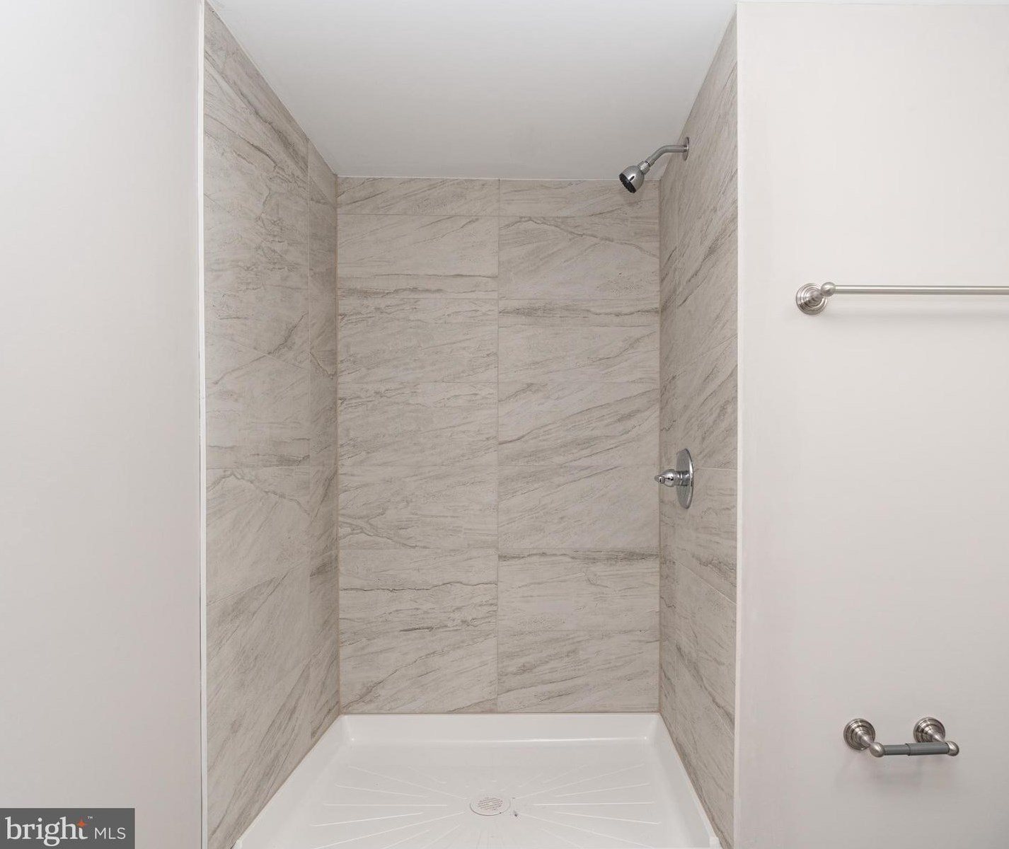 7725 Grasty Rd, Baltimore MD  21208-3404 exterior