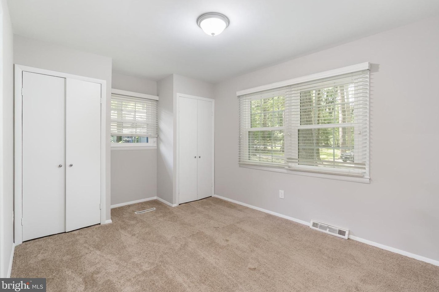 7725 Grasty Rd, Baltimore MD  21208-3404 exterior