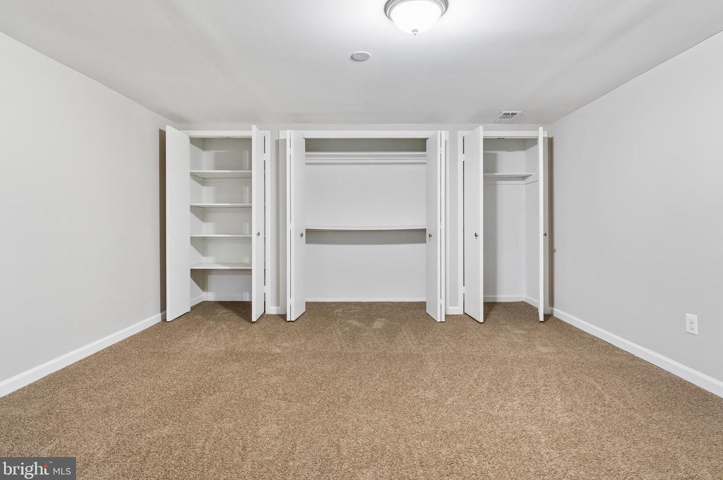 7725 Grasty Rd, Baltimore MD  21208-3404 exterior