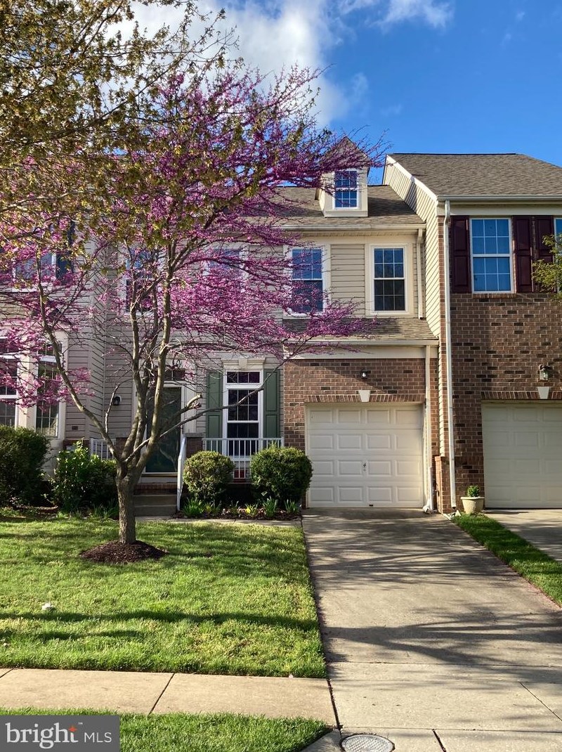 10 Pepperdine Cir, Baltimore, MD 21228-5329