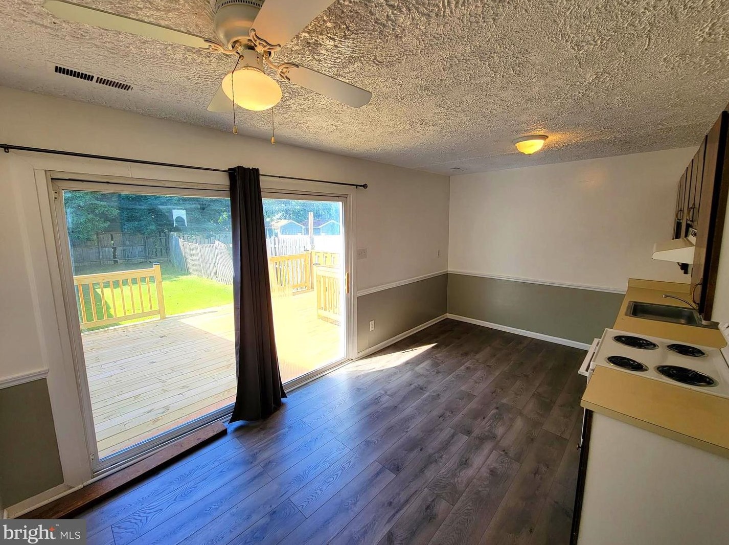 31 Holcumb Ct, Baltimore MD  21220-3637 exterior