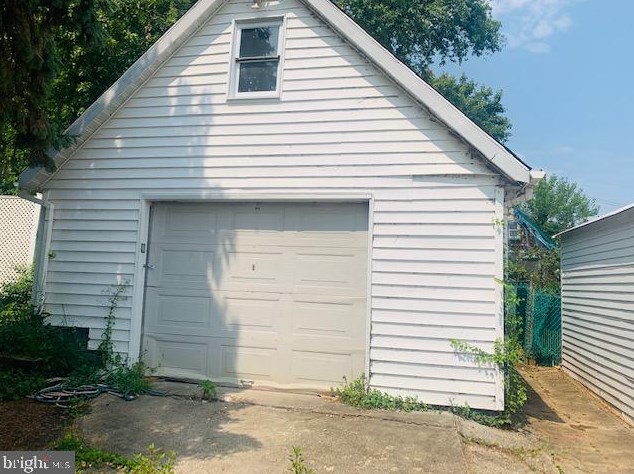 6910 Beech Ave, Baltimore MD  21206-1209 exterior