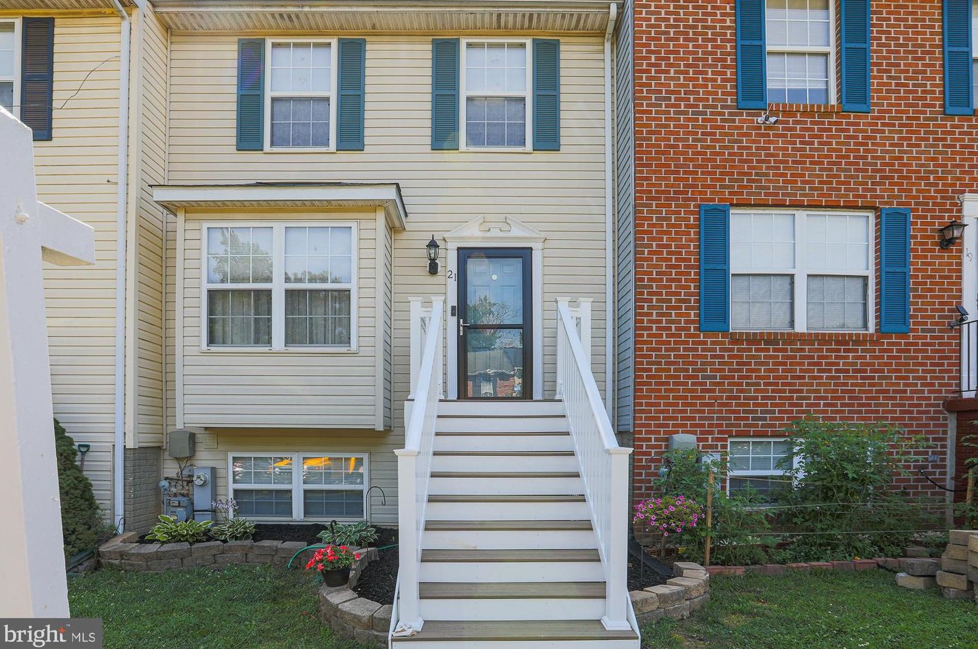 21 Tameron Pl, Baltimore, MD 21237-2057