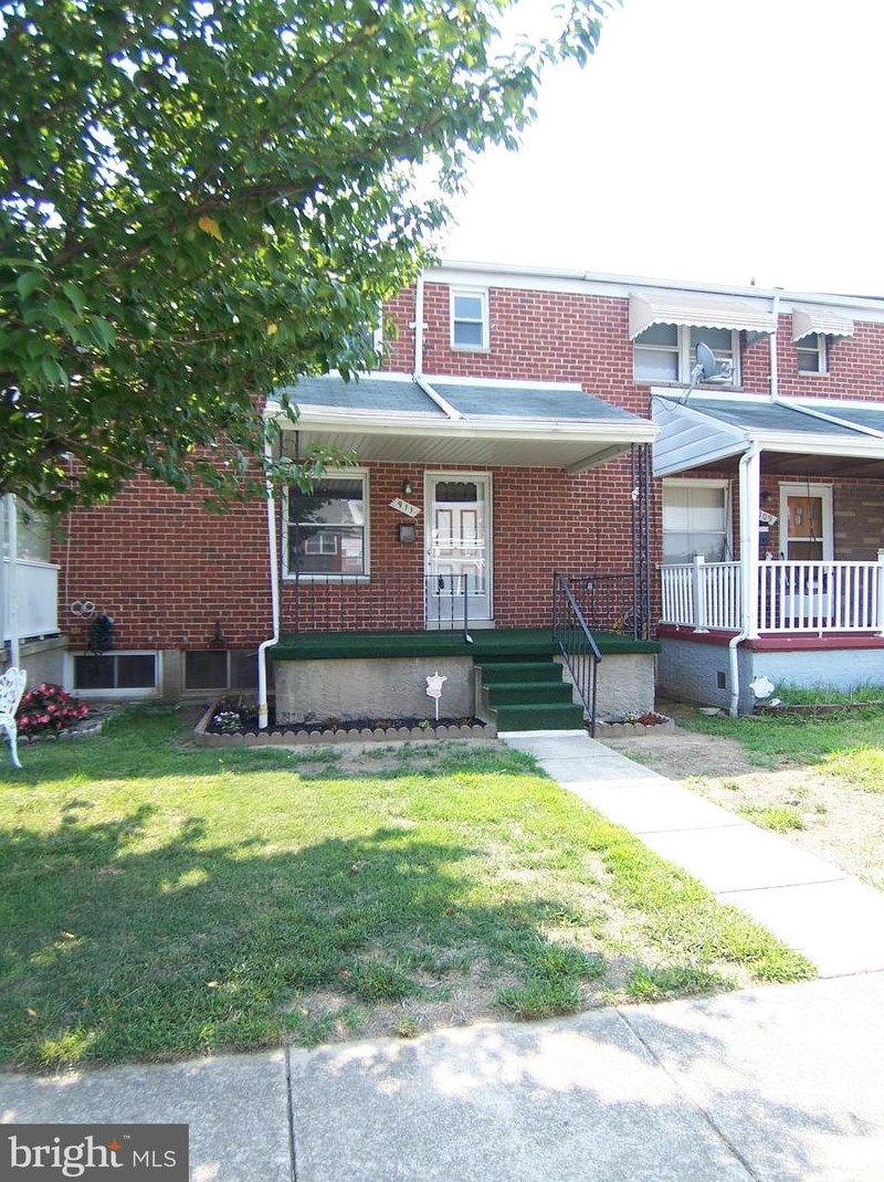 911 Foxwood Ln, Baltimore, MD 21221-5928