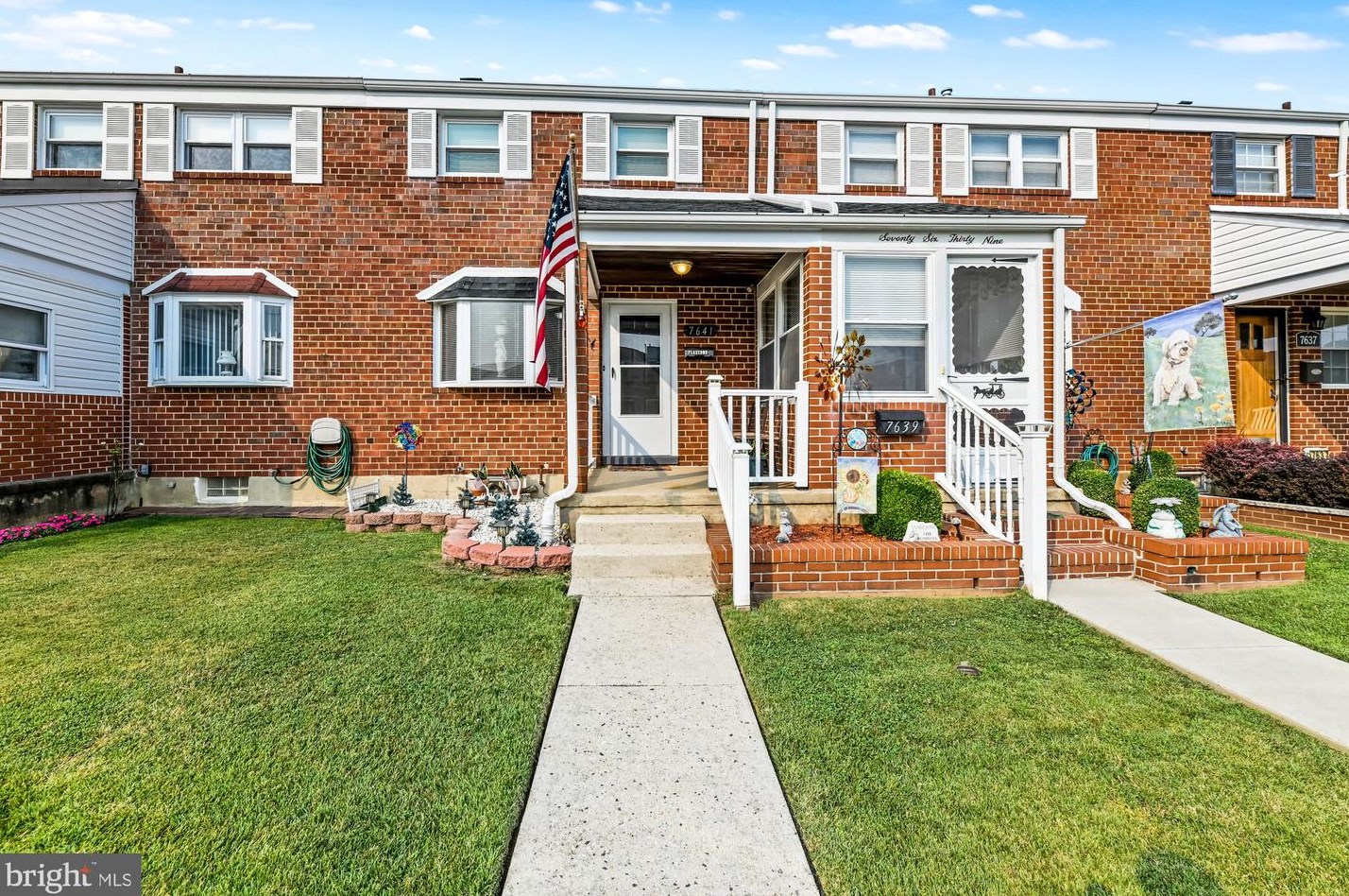 7641 Charlesmont Rd, Baltimore, MD 21222-2738