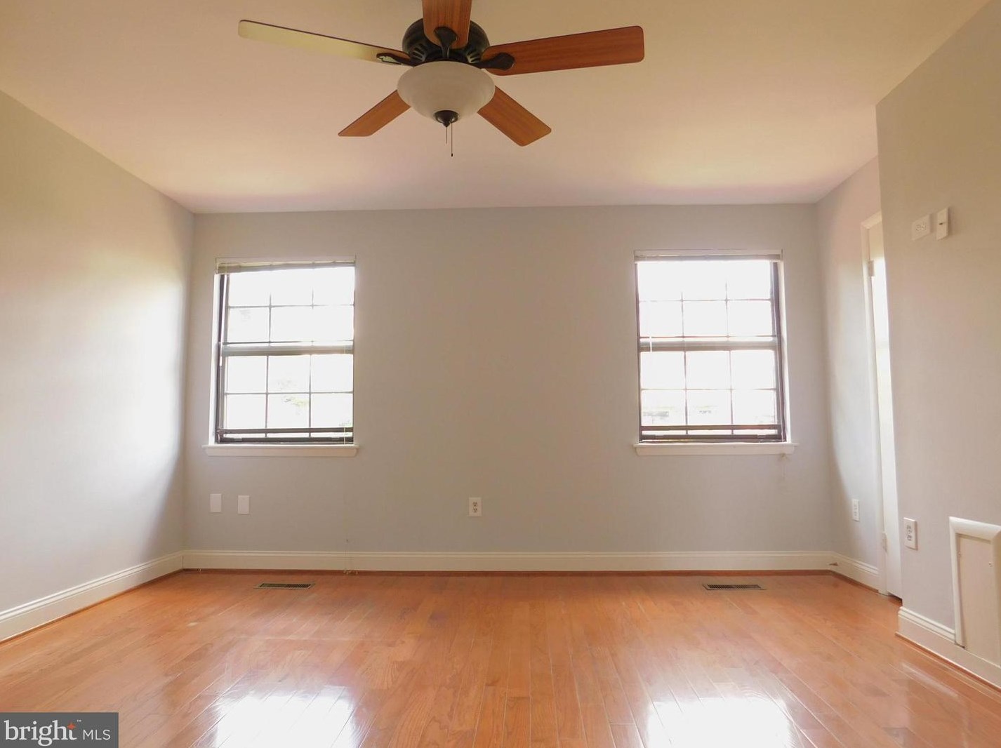 26 Heather Hill Rd, Baltimore MD  21228-6102 exterior