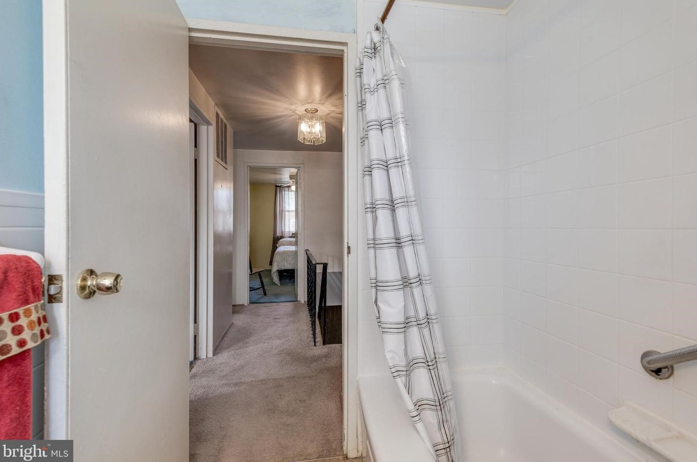 3208 Ryerson Cir, Baltimore MD 21227-4717 exterior