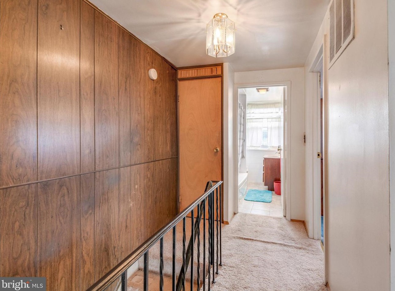 3208 Ryerson Cir, Baltimore MD 21227-4717 exterior