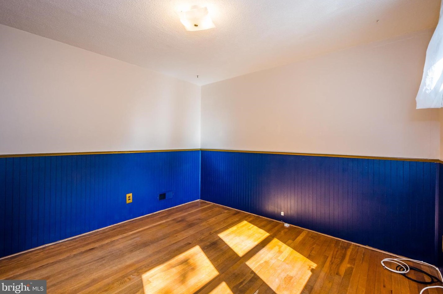 17 Briarwood Rd, Baltimore MD  21228-2002 exterior