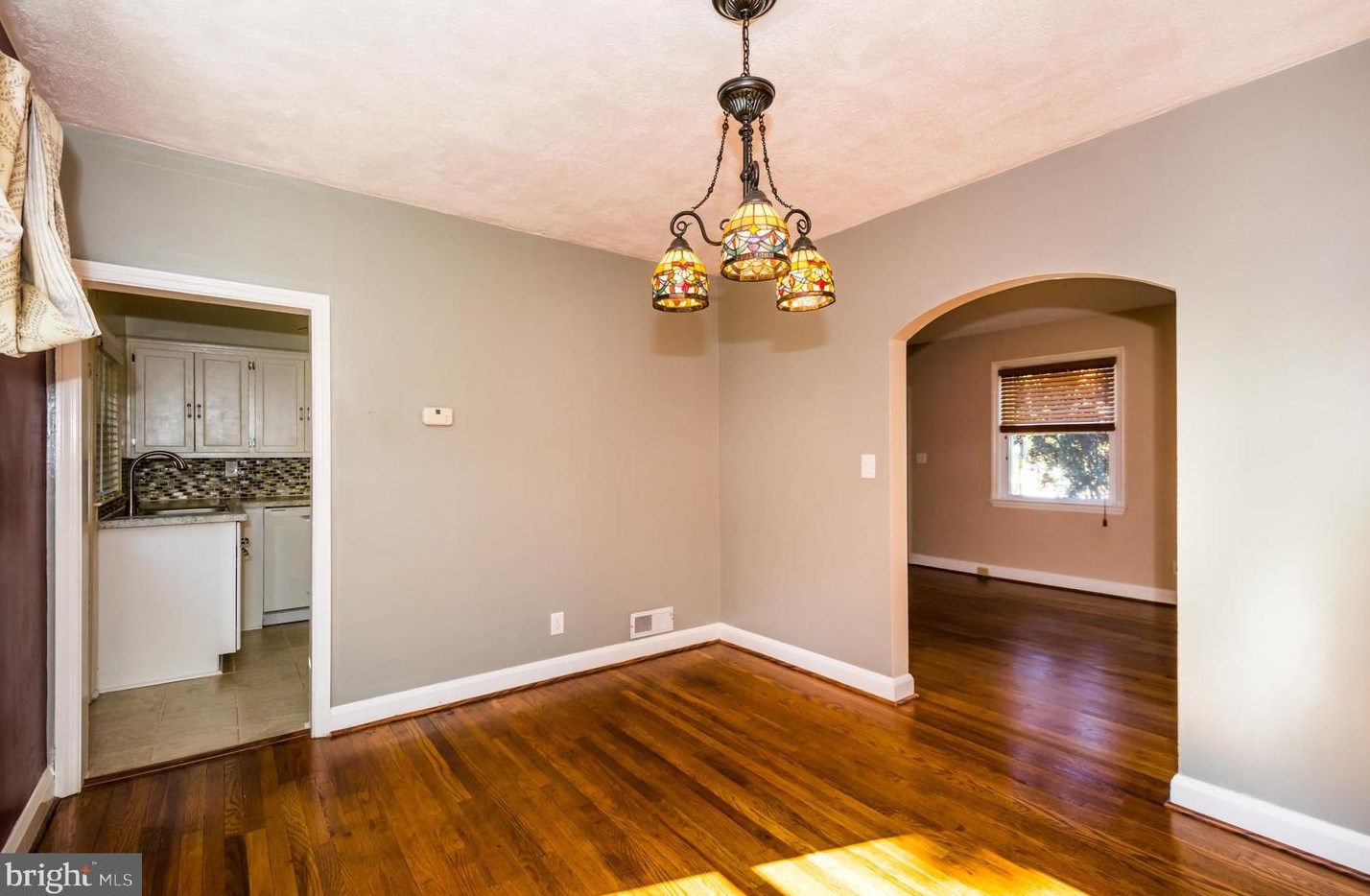 17 Briarwood Rd, Baltimore MD  21228-2002 exterior