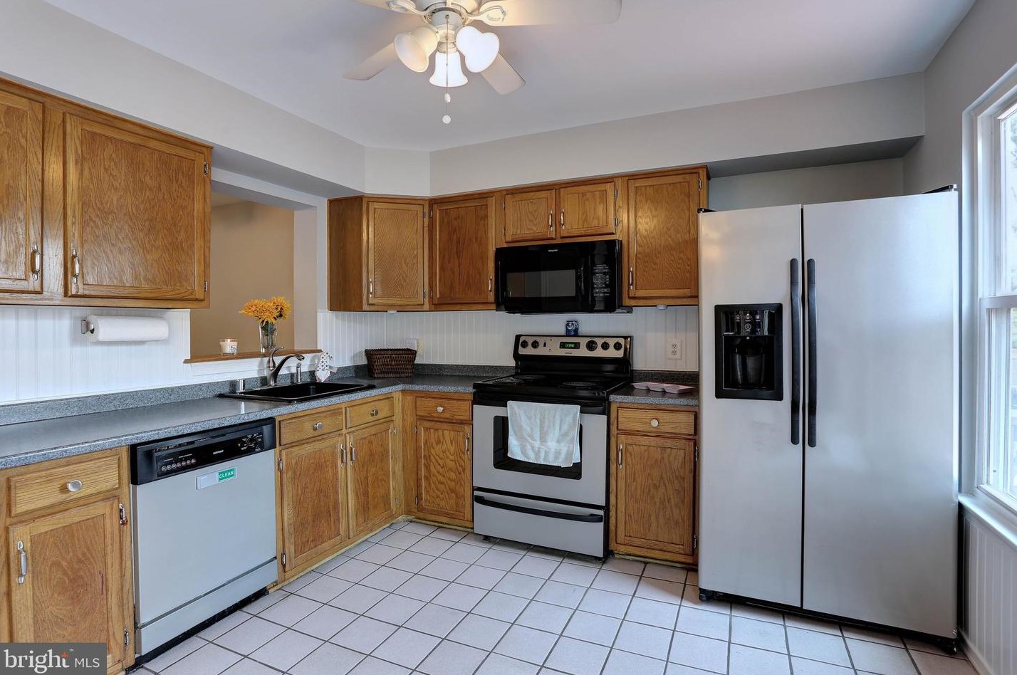 5 Mayton Ct, Baltimore, MD 21227-3959