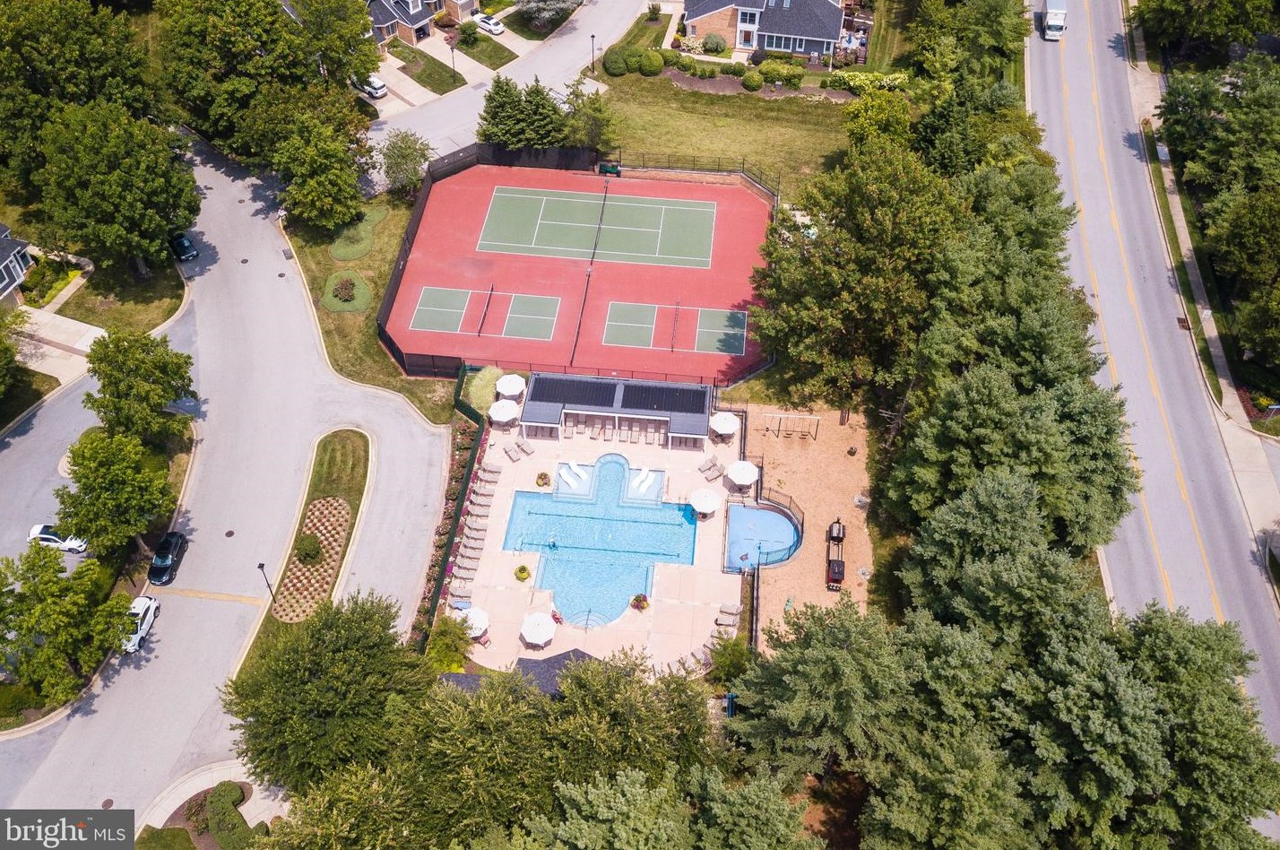 91 River Oaks Cir, Baltimore MD  21208-6356 exterior