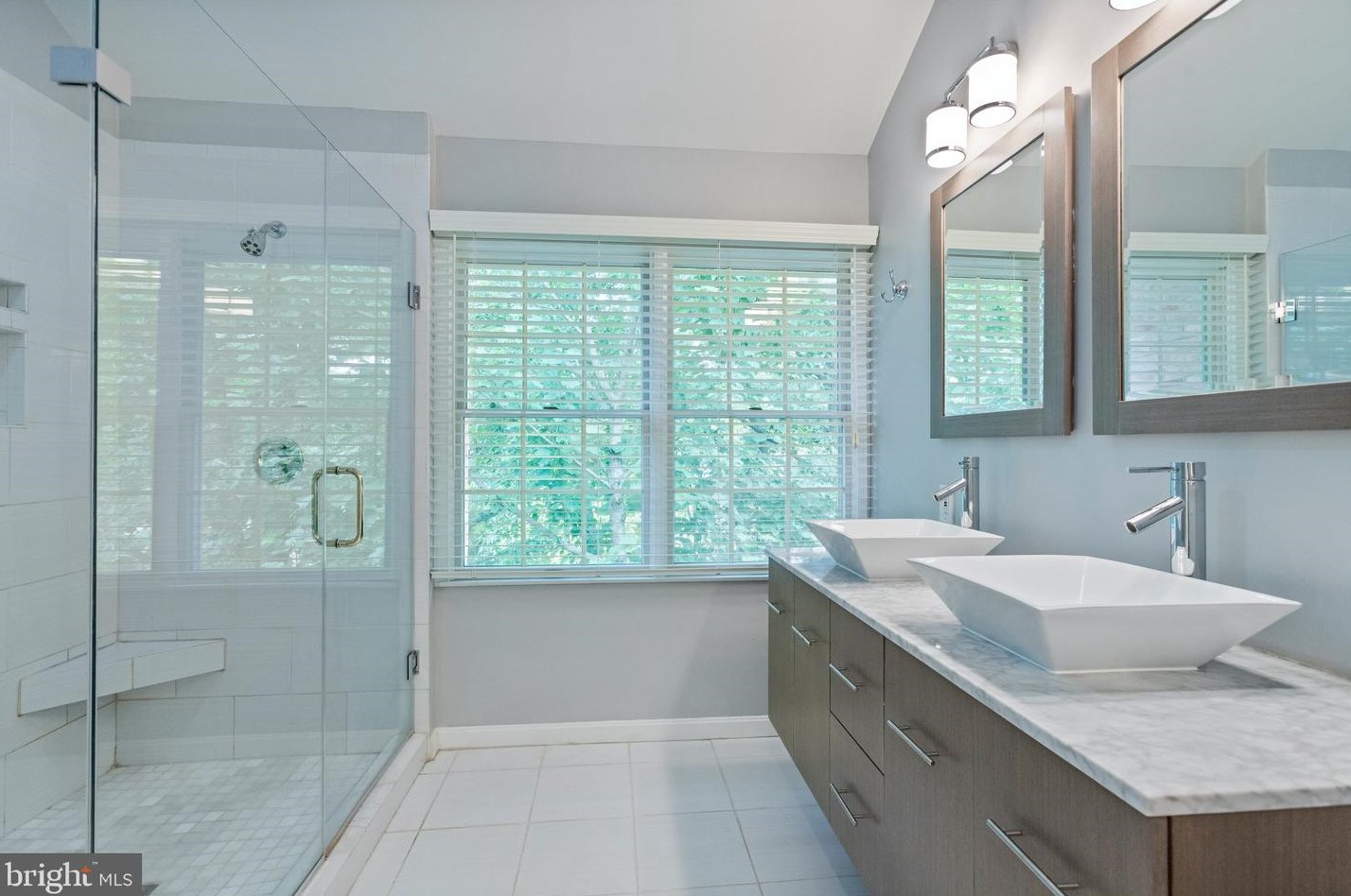 91 River Oaks Cir, Baltimore MD  21208-6356 exterior