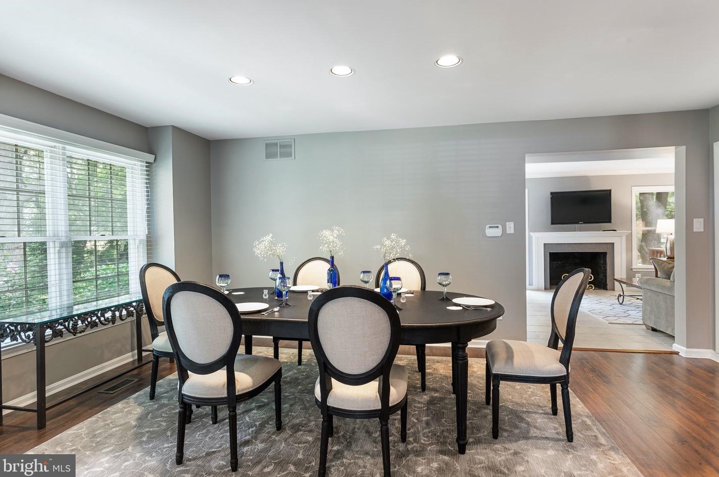 91 River Oaks Cir, Baltimore MD  21208-6356 exterior